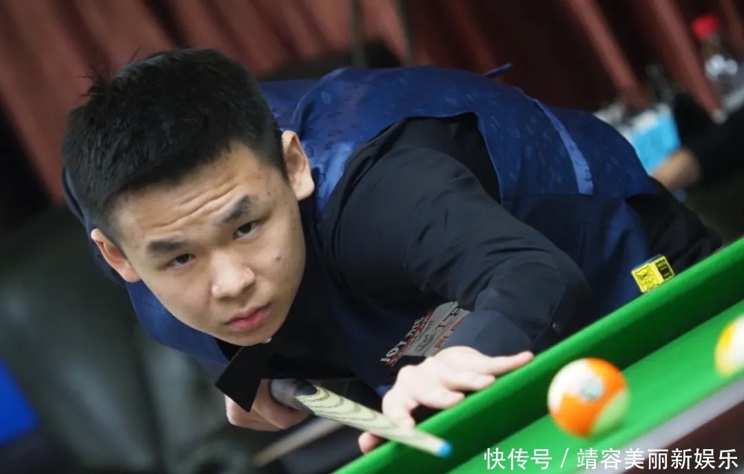 在社交媒体 在社交媒体