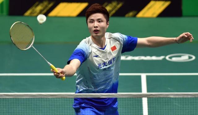 度也高度吻 度也高度吻