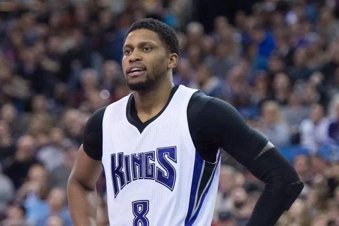 坚不可摧的 坚不可摧的